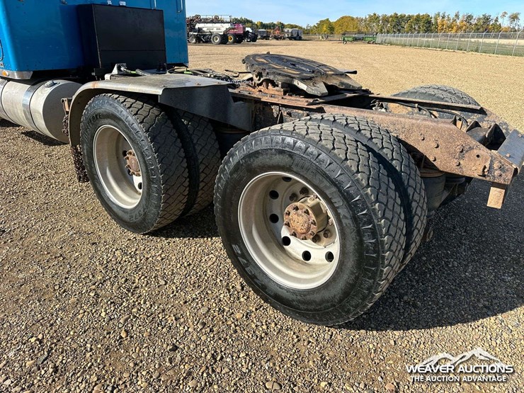 2006-kenworth-w900-image-50