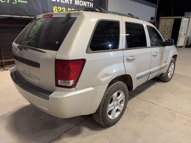 2007-jeep-grand-cherokee-laredo-image-8