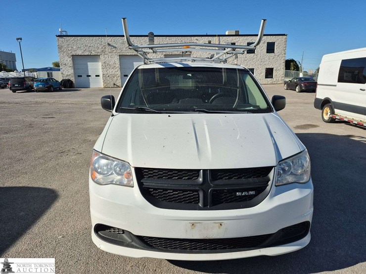 2015-ram-c/v-image-2