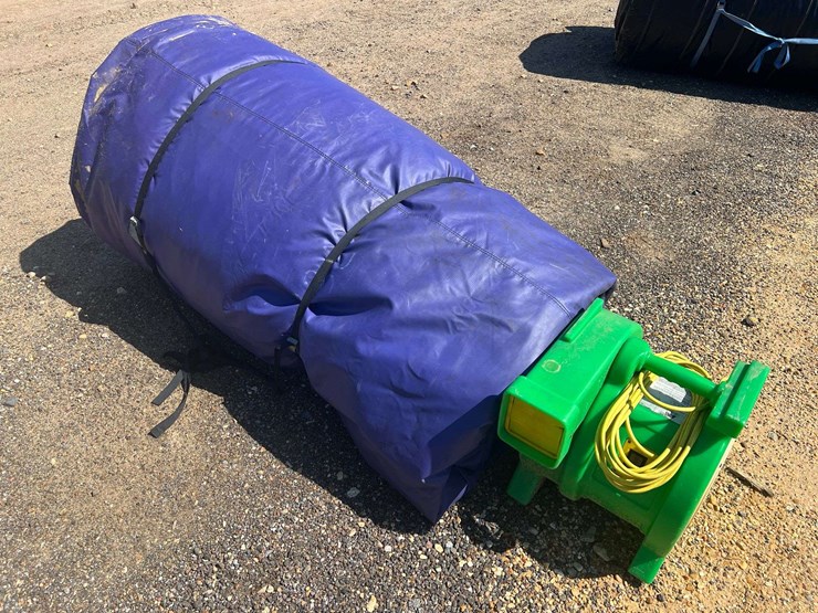 castle-15'x15'-inflatable-bounce-house-w/-blower-image-2