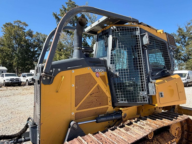 2018-deere-650k-image-15