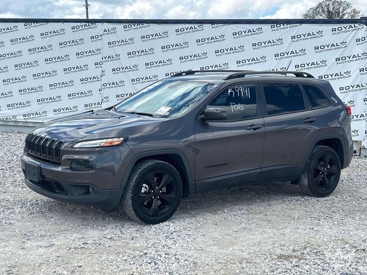2018-jeep-cherokee-image-1