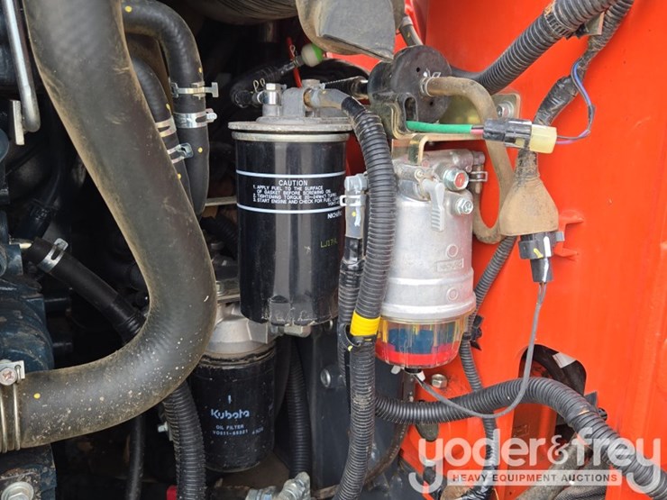 2024-kubota-ssv65-image-36