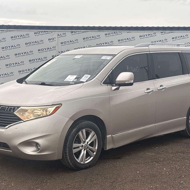 2012 NISSAN QUEST