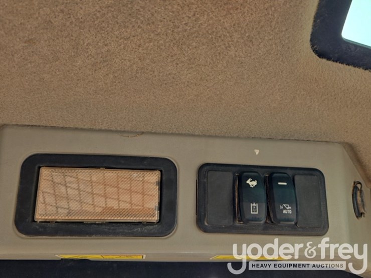 2019-caterpillar-259d3-image-48