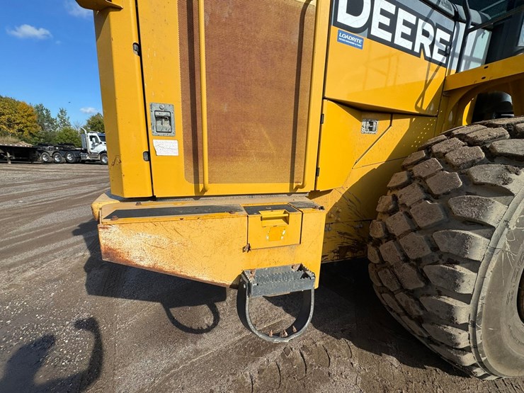 deere-744k-image-18