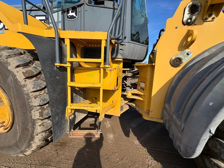 deere-744k-image-22