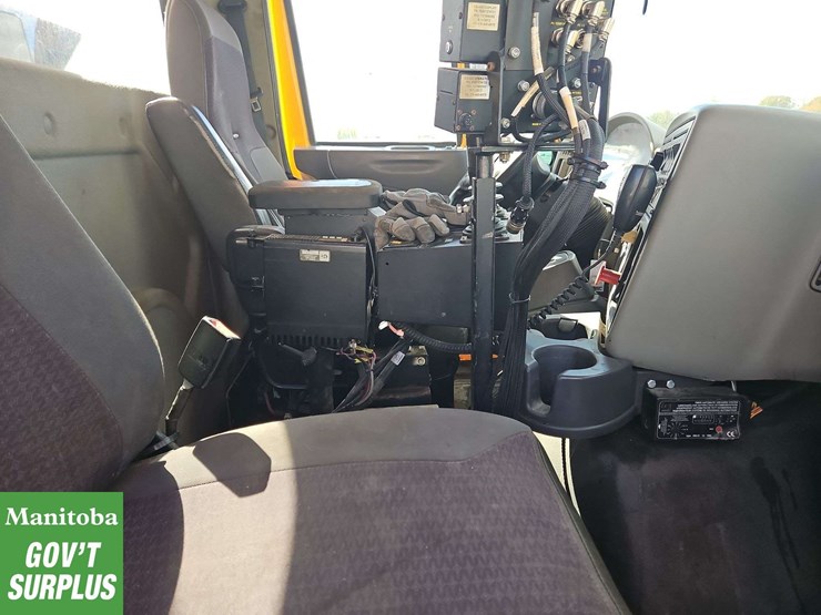 2013-international-workstar-7600-image-17