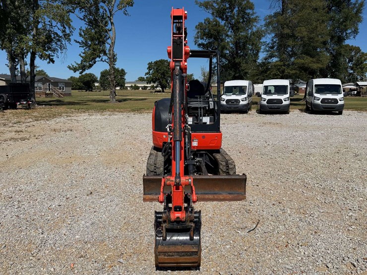 2023-kubota-kx033-4-image-5
