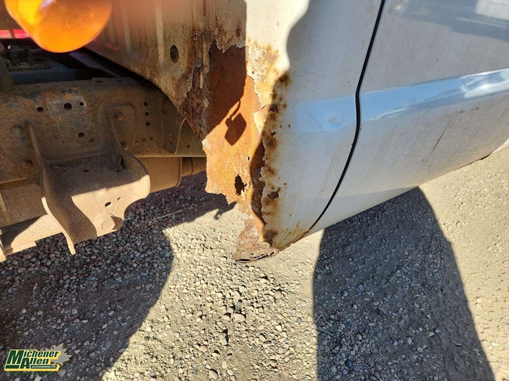 2015-ford-f250-image-32