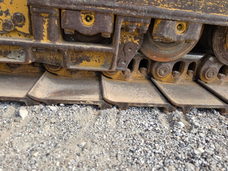 2007-caterpillar-953d-image-75
