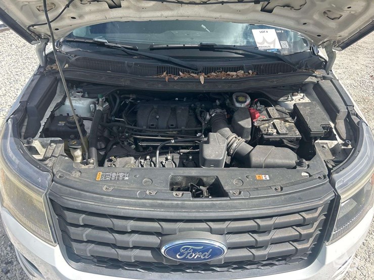 2018-ford-explorer-image-7
