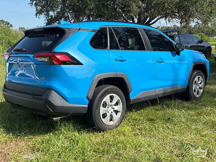 2021-toyota-rav4-image-3
