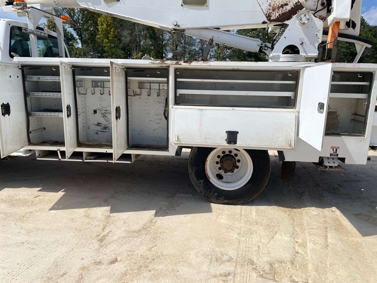 2011-ford-f750-image-14