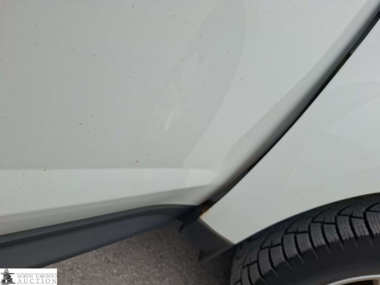 2017-chevrolet-equinox-image-28