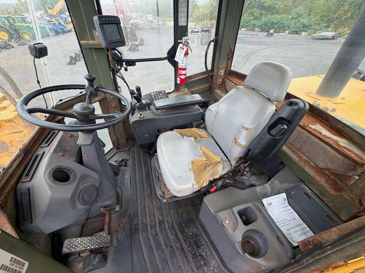 deere-624k-image-21