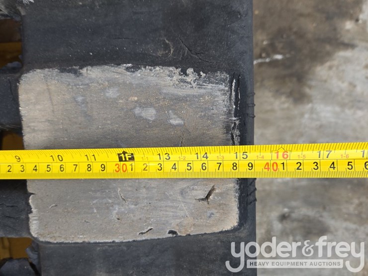 2019-caterpillar-259d3-image-17