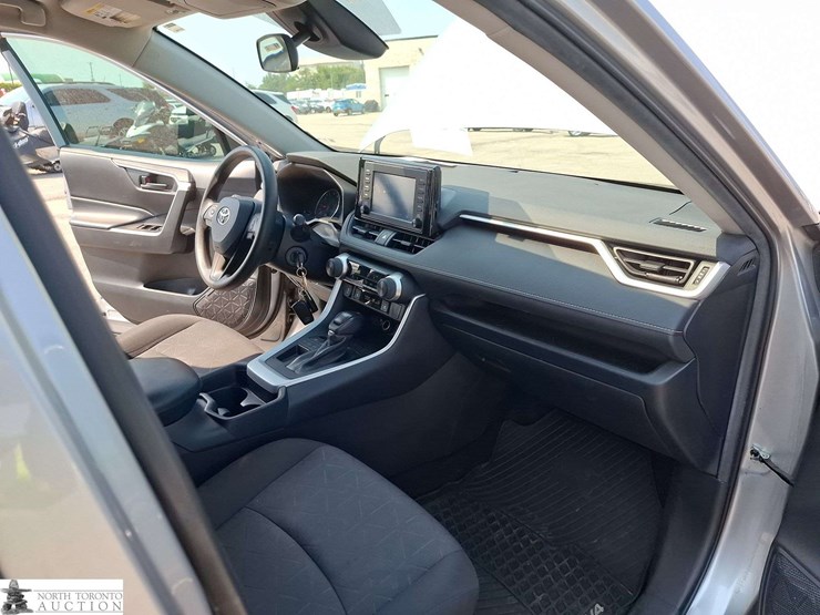 2020-toyota-rav4-image-17