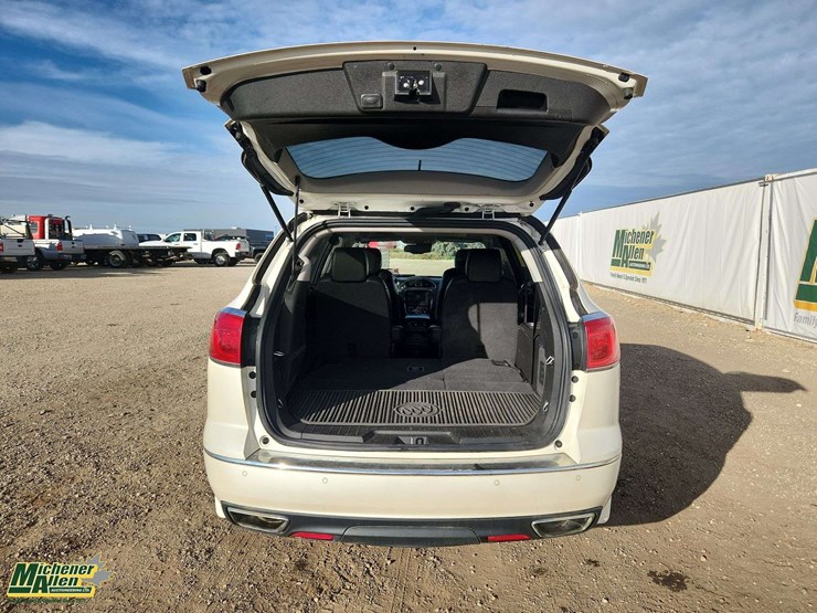 2015-buick-enclave-image-18