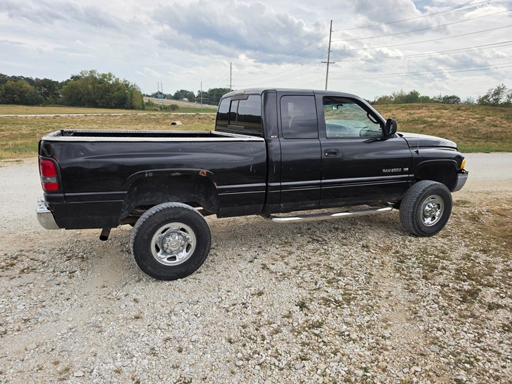 #25320-•-2001-dodge-ram-pickup-pickup-truck-image-18
