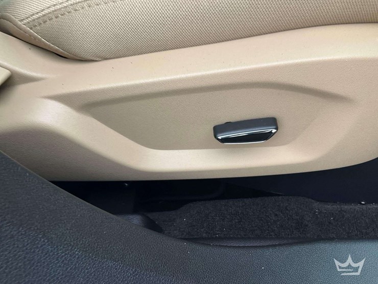2017-ford-explorer-image-30