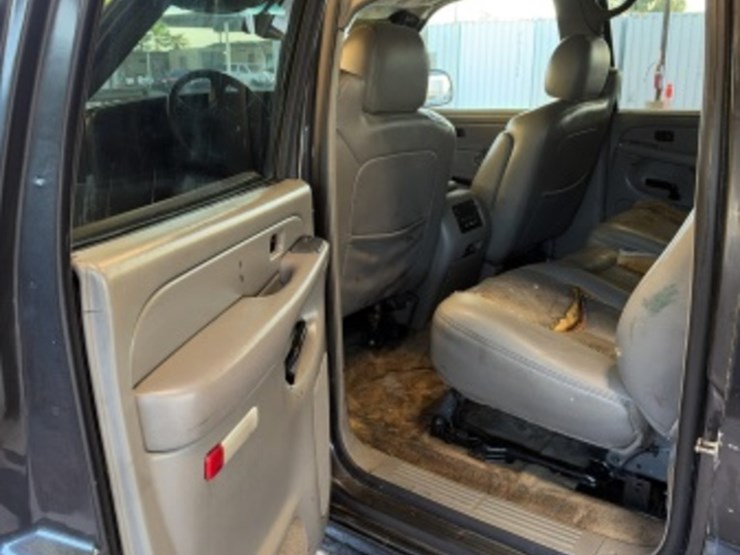 2005-gmc-yukon-xl-image-27