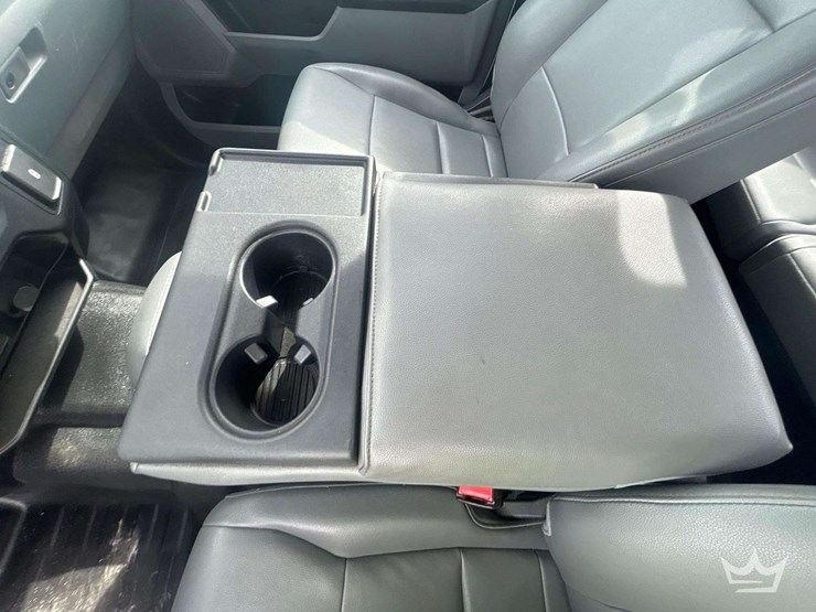 2022-ford-f150-image-17