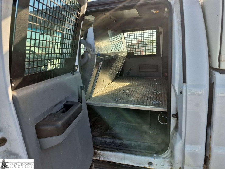 2015-ford-f250-image-14