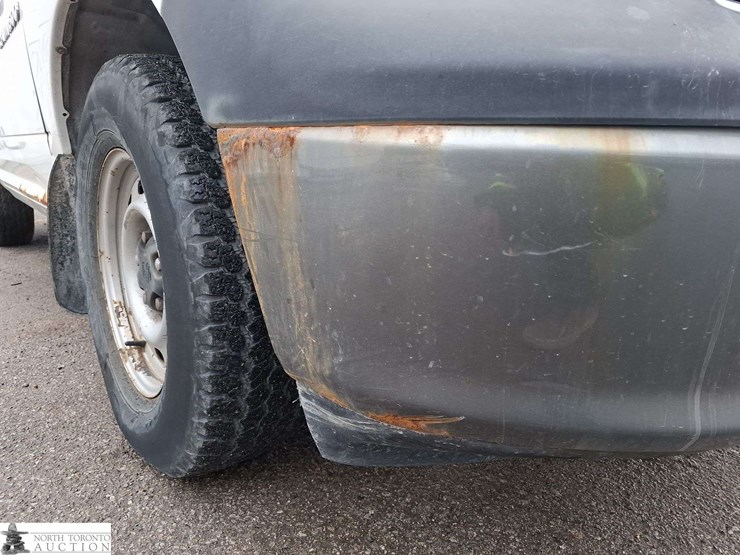 2011-dodge-1500-image-25