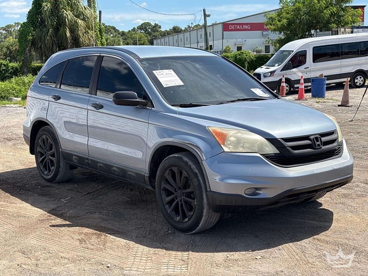 2011-honda-crv-image-2