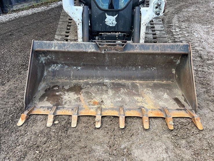 2021-bobcat-t66-image-10