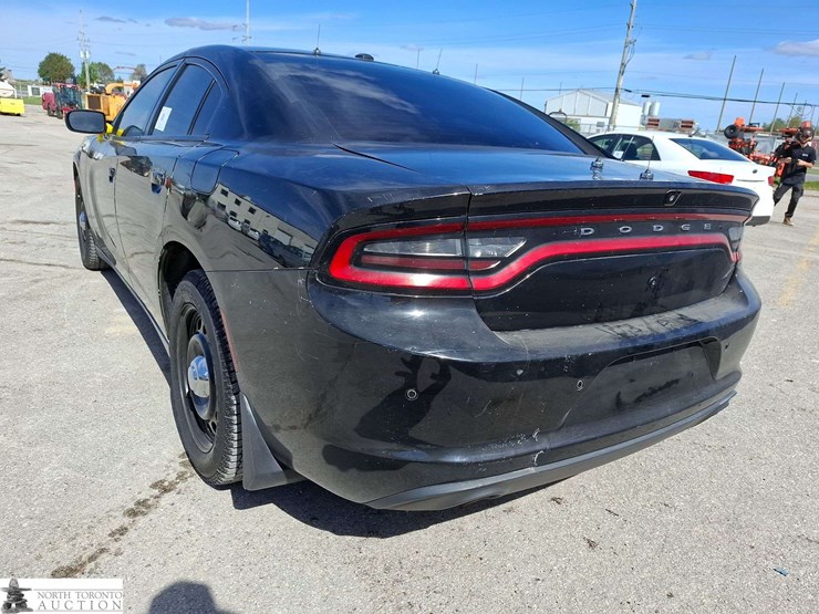 2019-dodge-charger-image-7