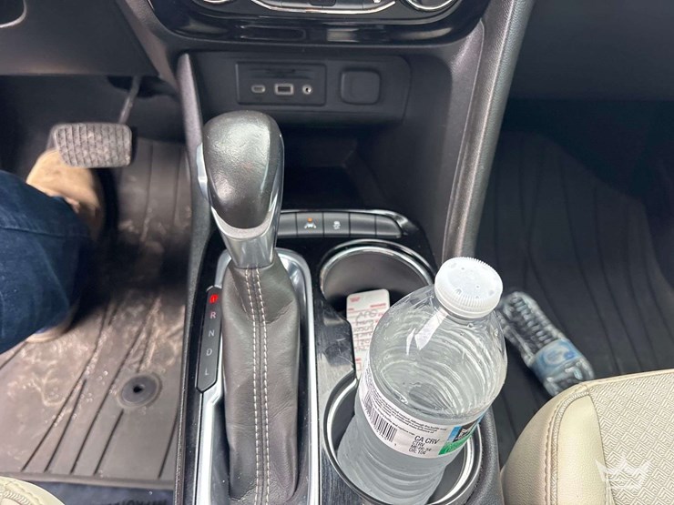 2021-buick-encore-image-16