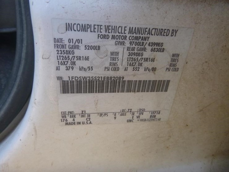 2001-ford-f350-image-21