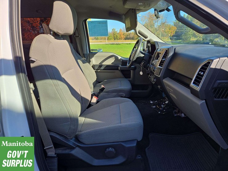 2016-ford-f150-image-27