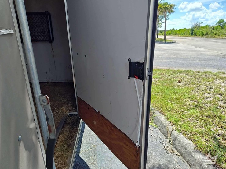 2006-haulmark-24-ft.-t/a-enclosed-cargo-trailer-image-16