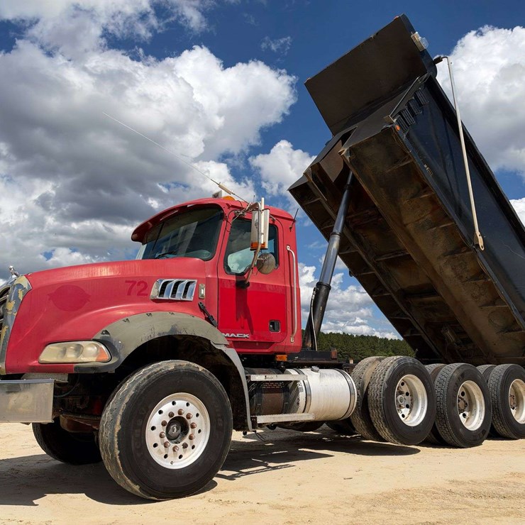 2007 MACK GRANITE CTP713B