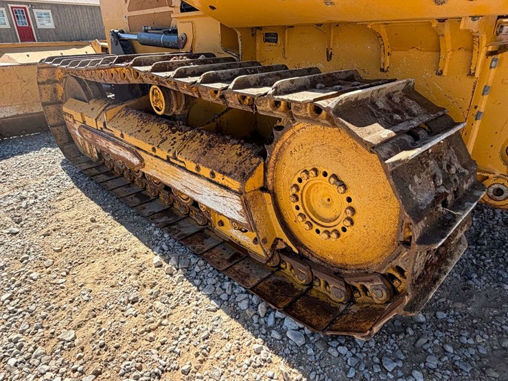 2018-deere-650k-image-25
