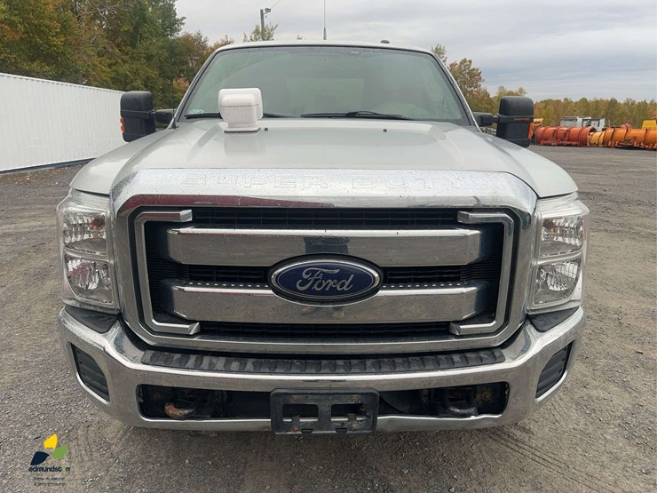2013-ford-f350-xlt-image-2
