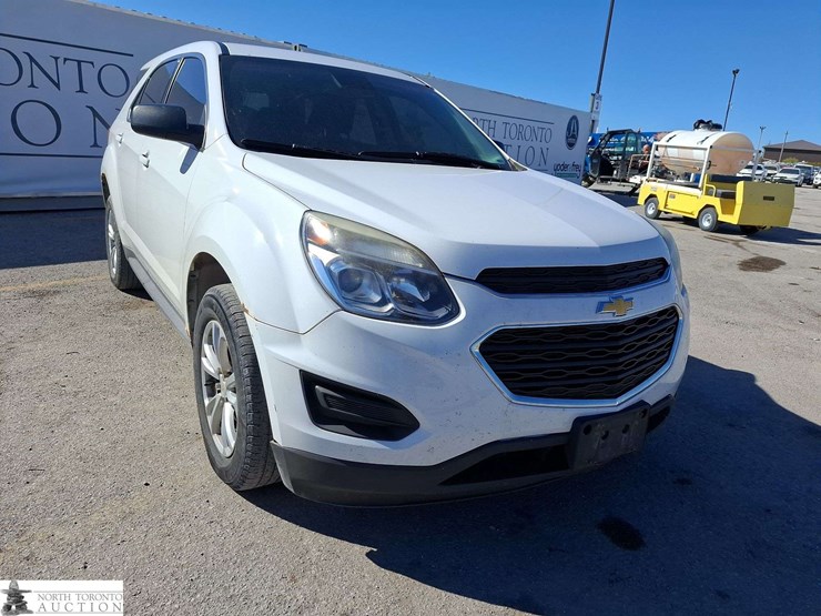2017-chevrolet-equinox-image-3