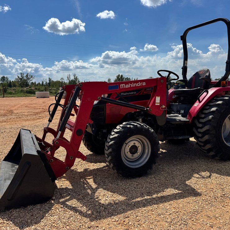 MAHINDRA 2645