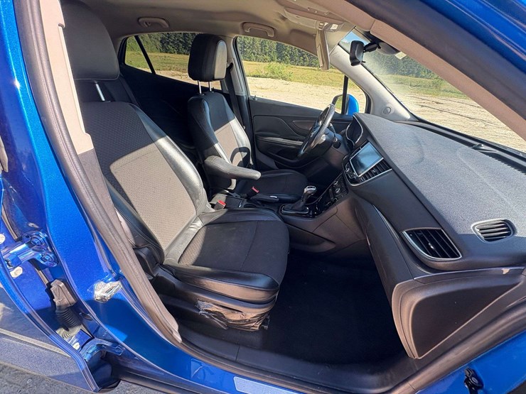 2018-buick-encore-image-13