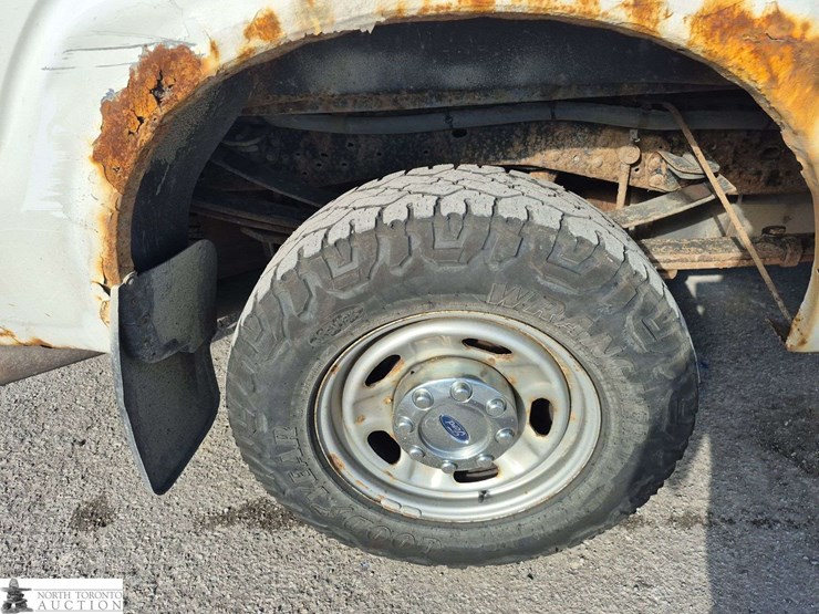 2015-ford-f250-image-28