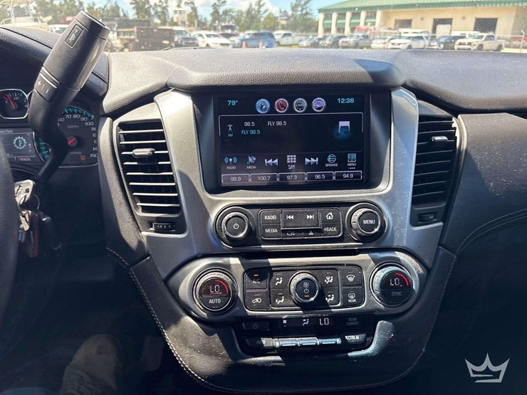 2018-chevrolet-tahoe-image-15