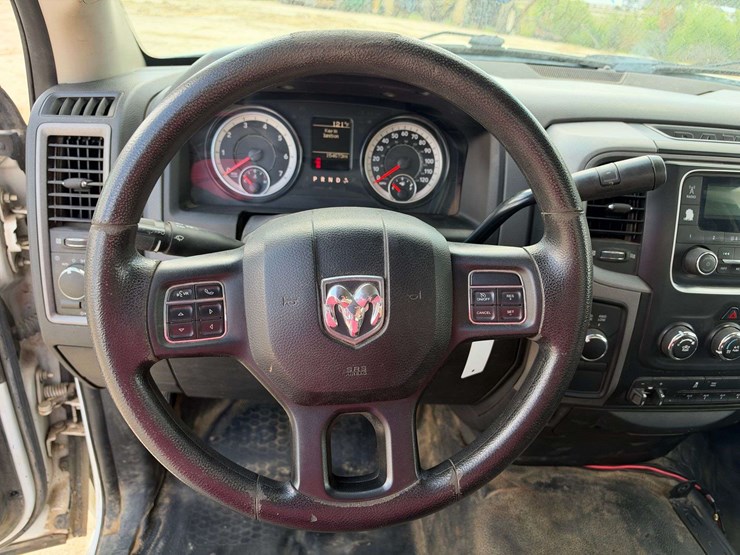 2017-dodge-3500-image-12