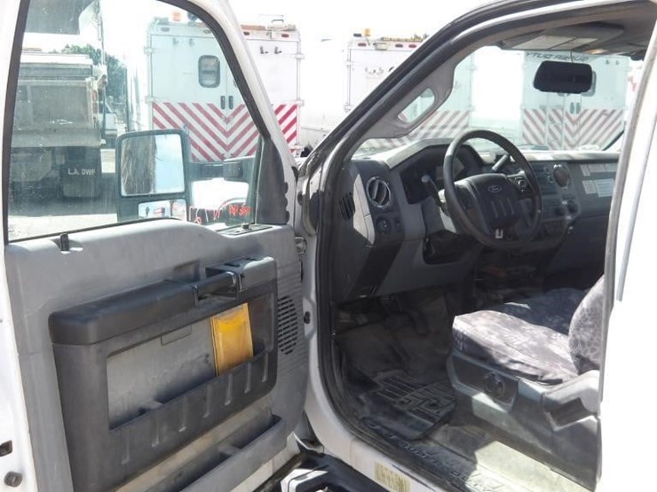 2015-ford-f450-image-22