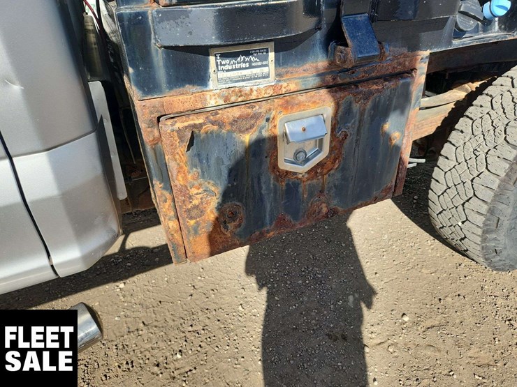 2017-ford-f350-image-32