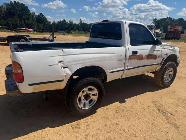 2002-toyota-tacoma-image-3