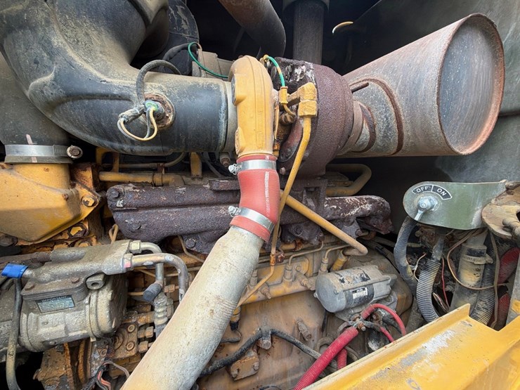 deere-624k-image-12