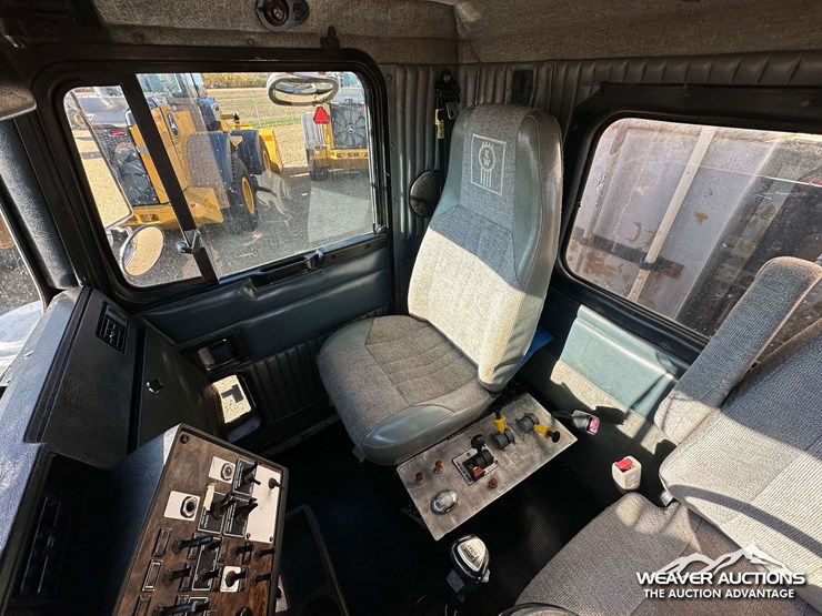 kenworth-t800-image-8